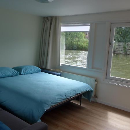 Houseboat In The Center, 5 Min Walk To Tropical Museum, Free Wifi! Apartment Amsterdam Luaran gambar