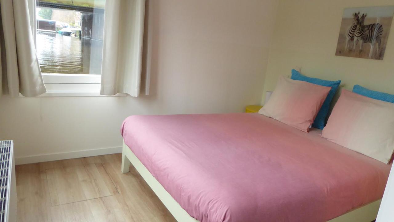 Houseboat In The Center, 5 Min Walk To Tropical Museum, Free Wifi! Apartment Amsterdam Luaran gambar